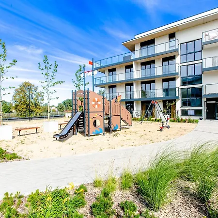 In By River And Beach, Cleaning Included Apartamento Dziwnów